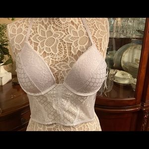 FRENCH TWIST XL PADDED BRA ZIPPER BACK